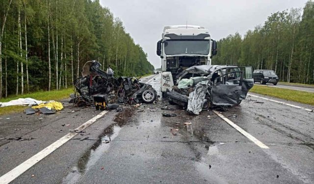 Установлены обстоятельства ДТП с пятью погибшими на M-1
