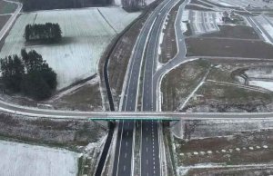 На польской дороге до границы с РБ открыли для движения новый участок На польской дороге до границы с Беларусью открыли для движения новый участок
