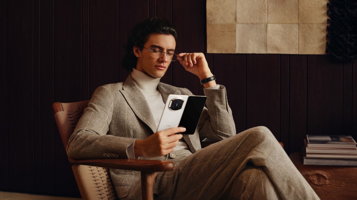 На рынок Беларуси приходит тонкий складной смартфон Huawei Mate X7 c флагманской камерой На рынок Беларуси приходит тонкий складной смартфон Huawei Mate X7 c флагманской камерой
