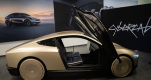 Tesla сворачивает выпуск Model S и Model X