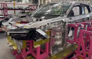 Как АвтоВАЗ добивается идеальной точности: секреты производства автомобилей Lada Как АвтоВАЗ добивается идеальной точности: секреты производства автомобилей Lada