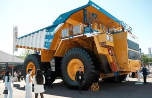 БЕЛАЗ представил 220-тонный инновационный карьерный самосвал на сжиженном природном газе БЕЛАЗ представил 220-тонный инновационный карьерный самосвал на сжиженном природном газе