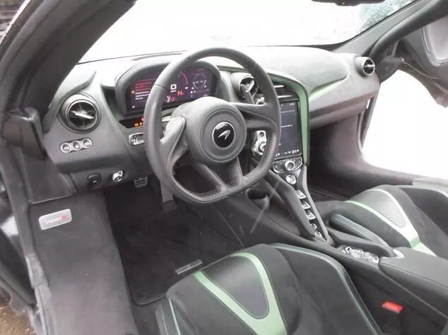 McLaren 720S Spider