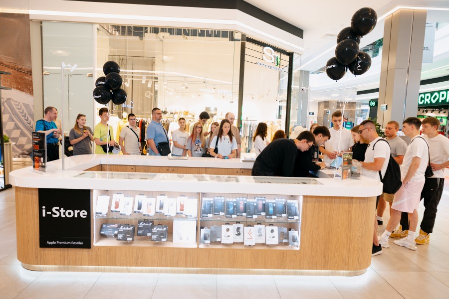 В ТРЦ Palazzo открыли первый островок i‑Store на полтысячи видов товаров