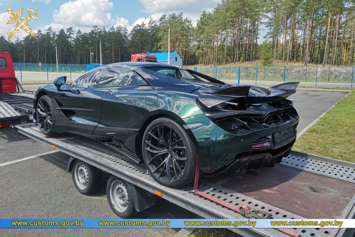 Конфискованный McLaren 720S снова выставлен на торги в пятый раз Конфискованный McLaren 720S снова выставлен на торги в пятый раз