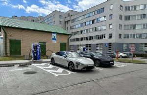 В Уручье открылась умная зарядка для электромобилей с системой контроля свободных мест В Уручье открылась умная зарядка для электромобилей с системой контроля свободных мест