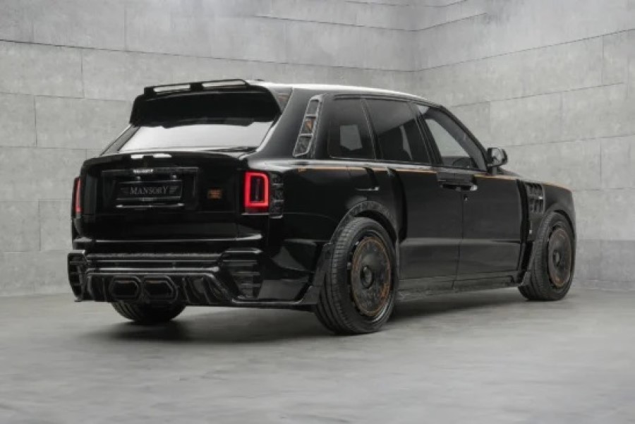 Rolls-Royce Cullinan в стиле Mansory