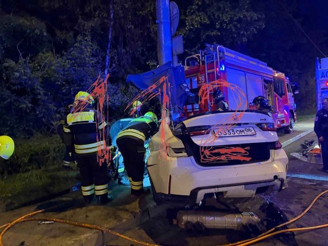 Блогерша Энди Кикнадзе попала в ДТП на северо-западе Москвы: водитель погиб Блогерша Энди Кикнадзе попала в ДТП на северо-западе Москвы: водитель погиб