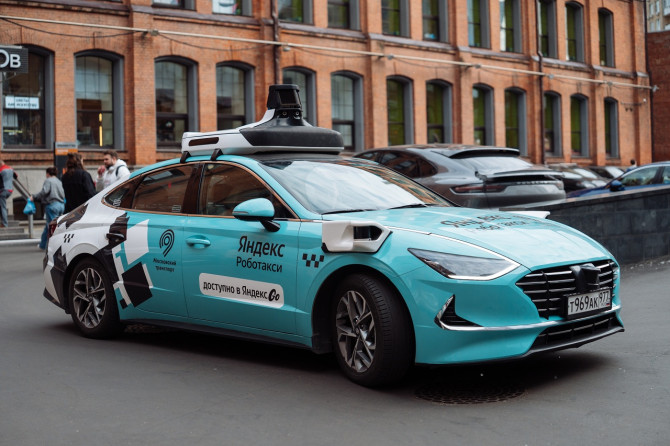 «Яндекс» тестирует роботакси в Москве: между офисами компании запущены беспилотные автомобили «Яндекс» тестирует роботакси в Москве: между офисами компании запущены беспилотные автомобили