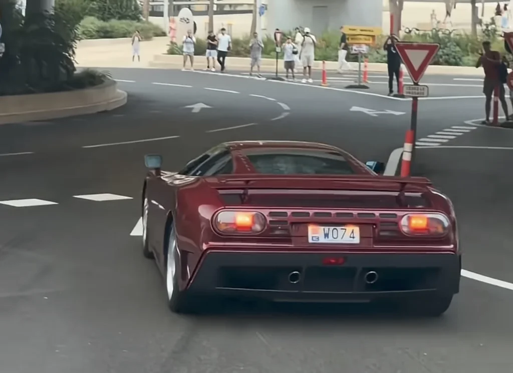 Bugatti EB110 GT