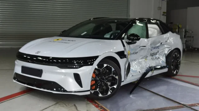 Электрический универсал Zeekr 7 GT от Geely получил пять звезд в новом краш-тесте Euro NCAP 2026 Электрический универсал Zeekr 7 GT от Geely получил пять звезд в новом краш-тесте Euro NCAP 2026