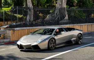 Ультраредкий Lamborghini Reventon заметили на улицах Монако Ультраредкий Lamborghini Reventon заметили на улицах Монако