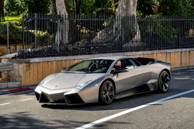Ультраредкий Lamborghini Reventon заметили на улицах Монако