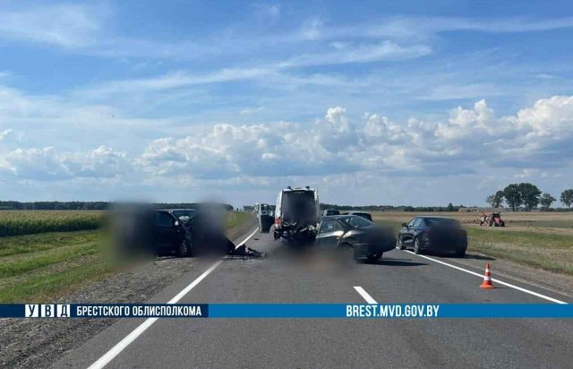 Водитель уснул за рулём - смертельная авария произошла в Дрогичинском районе