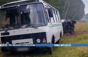 На трассе М-5 в Жлобинском районе водитель уснул за рулем и врезался в автобус На трассе М-5 в Жлобинском районе водитель уснул за рулем и врезался в автобус
