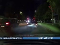 Опасный манёвр в центре Речицы обернулся для водителя Audi лишением прав Опасный манёвр в центре Речицы обернулся для водителя Audi лишением прав